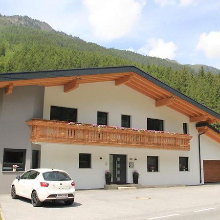 Apart Bergglück St. Leonhard im Pitztal Exterior foto